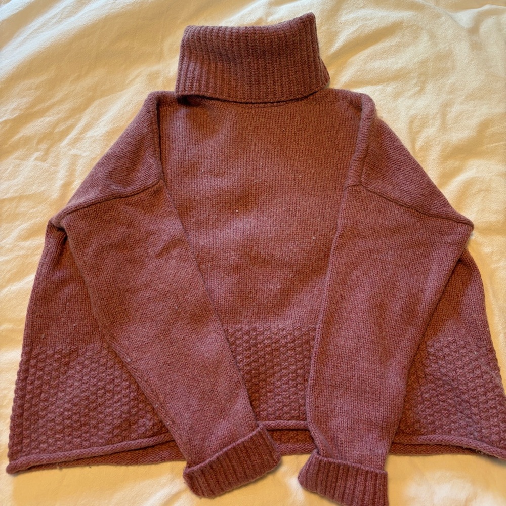 Madewell Sadler Cropped Turtleneck Sweater mauve